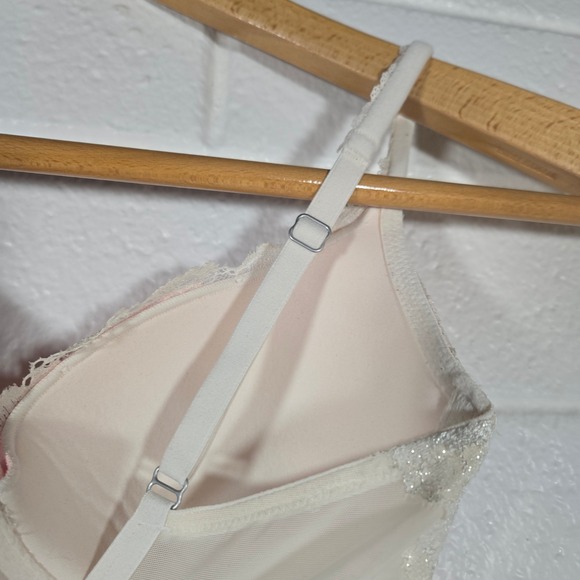 Victoria's Secret Body Lace Sparkle Demi Bra 32D Pushup Bow Coquette Valentines - Picture 5 of 6